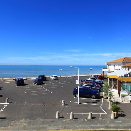 Hotel Les Dunes Ла-Транш-сюр-Мер Экстерьер фото