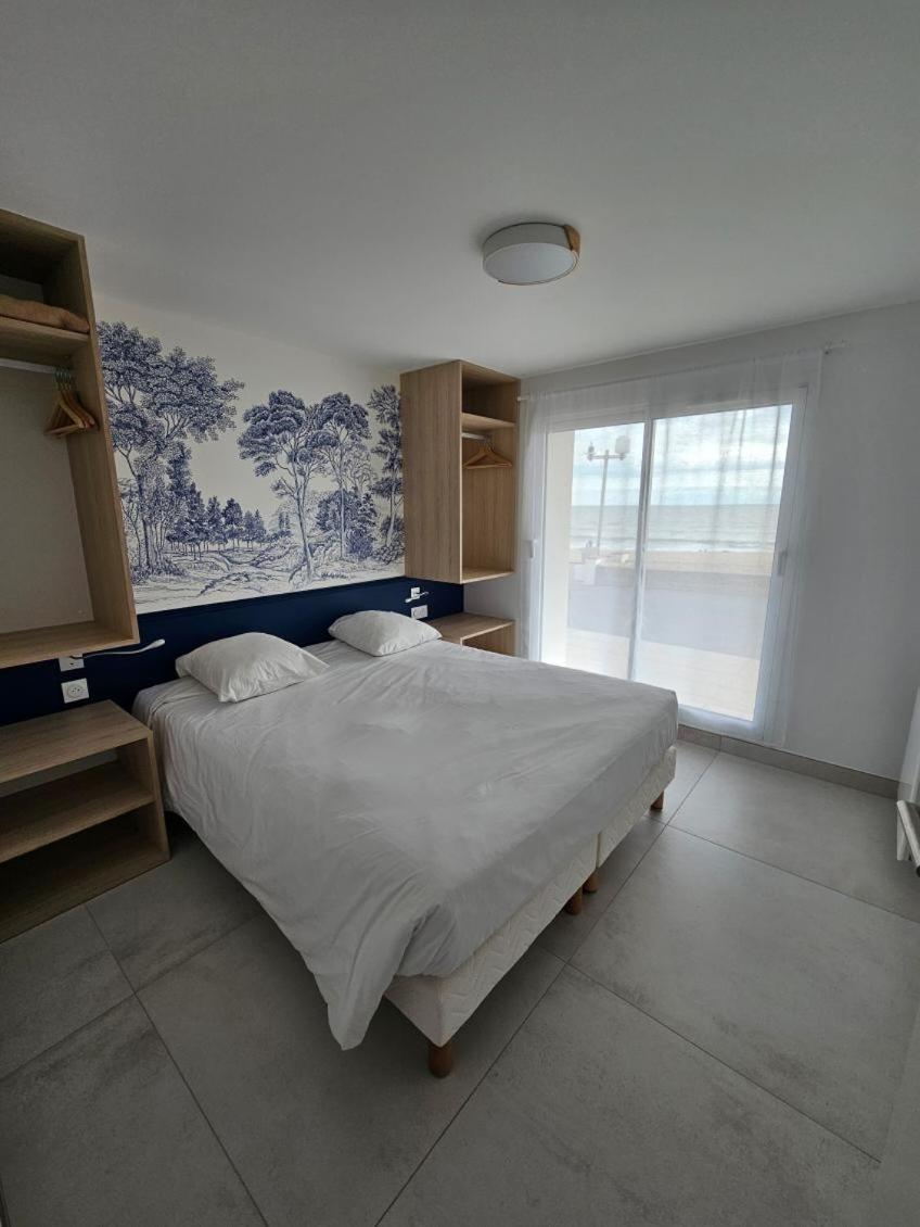 Hotel Les Dunes Ла-Транш-сюр-Мер Экстерьер фото